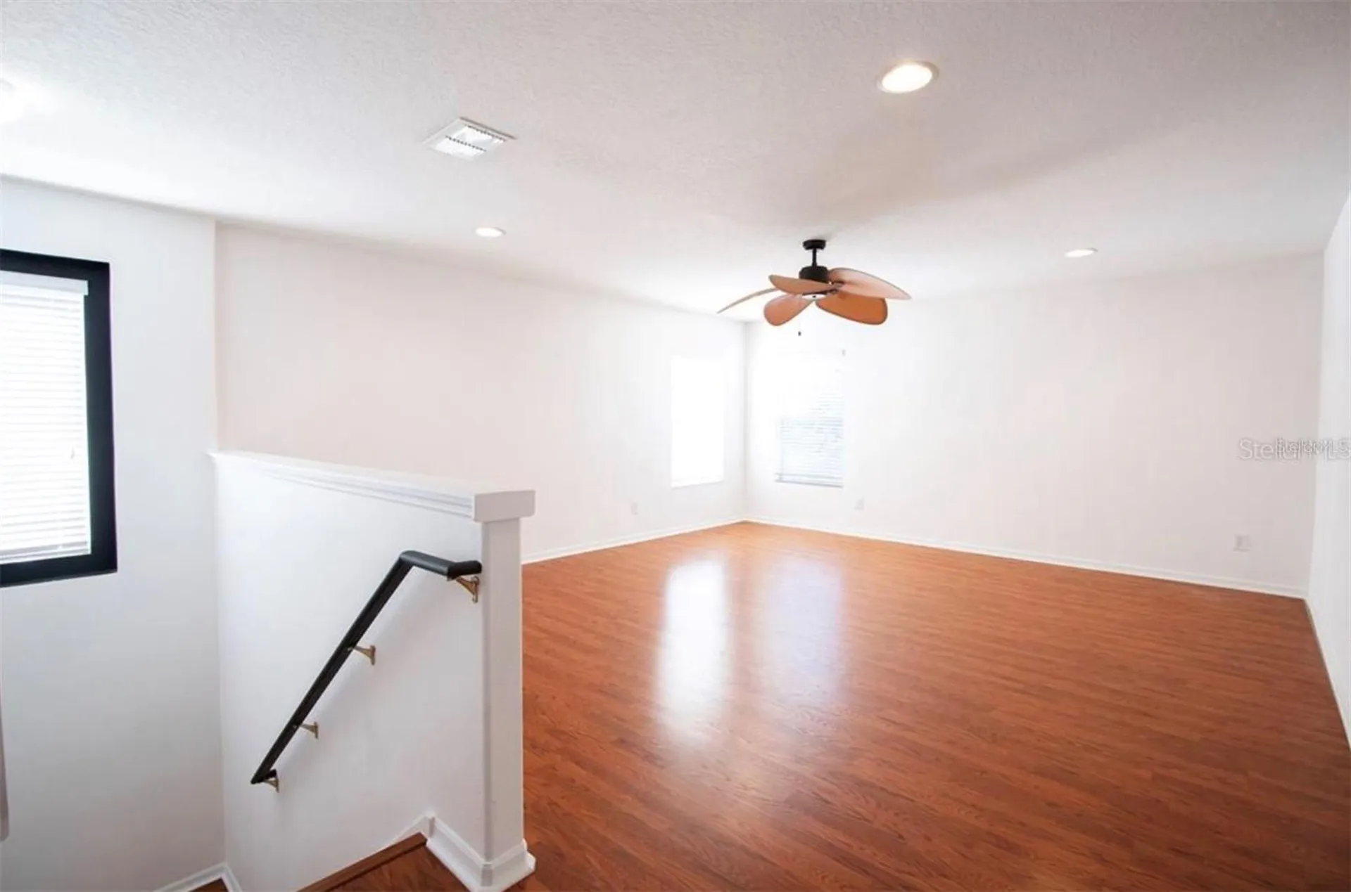 1412 Blackwater Pond Drive Orlando FL 32828