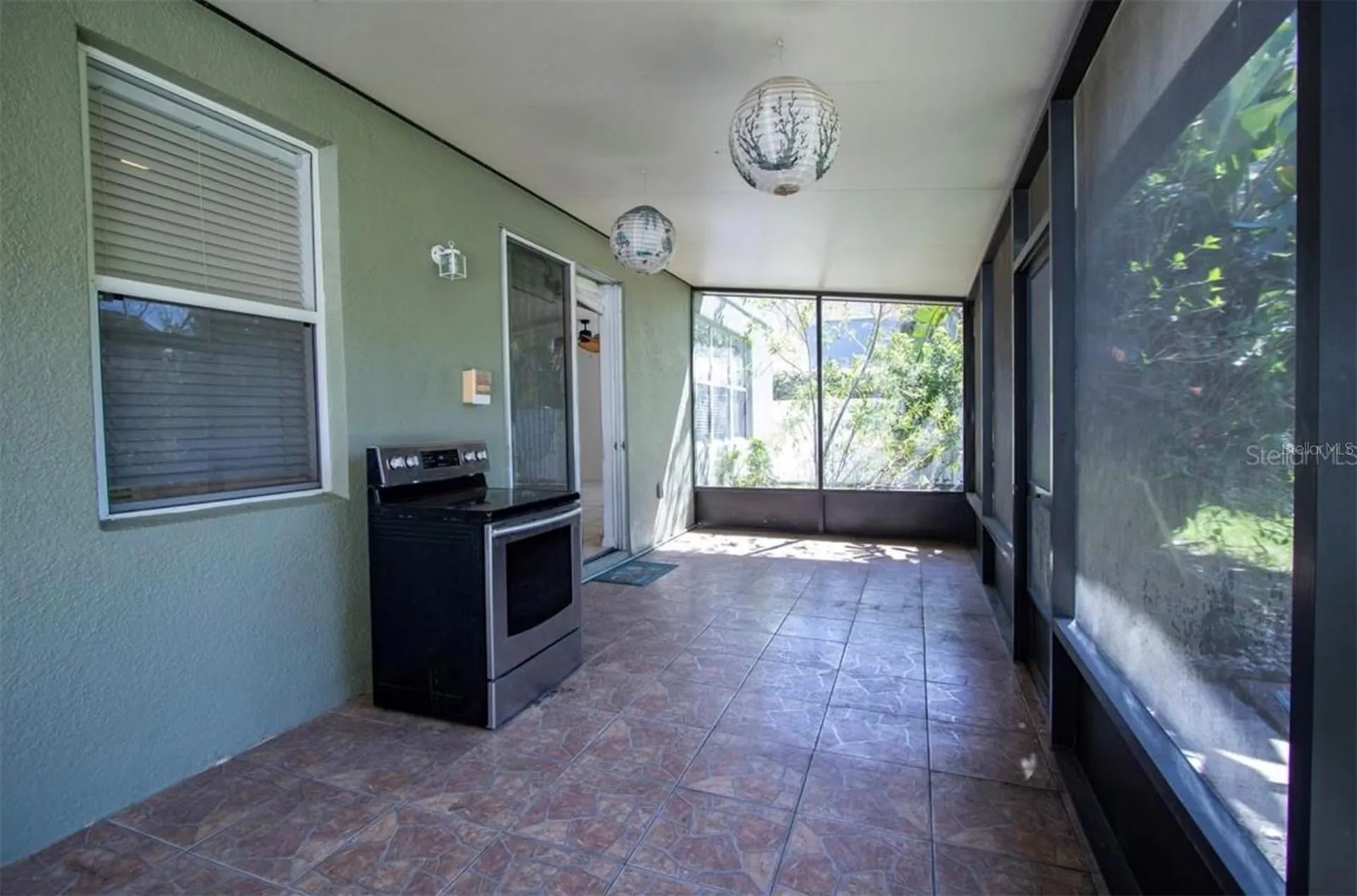 1412 Blackwater Pond Drive Orlando FL 32828