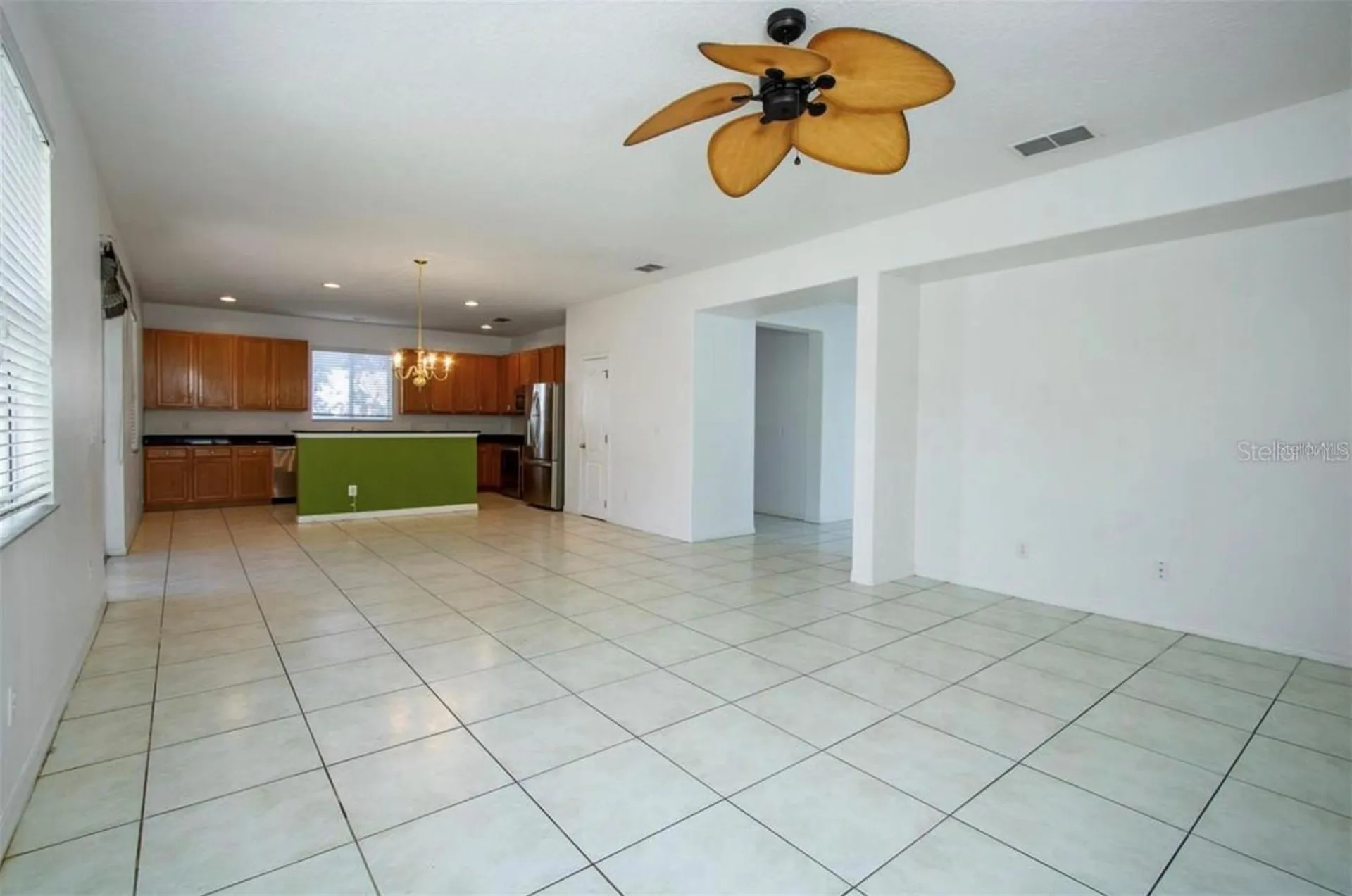 1412 Blackwater Pond Drive Orlando FL 32828