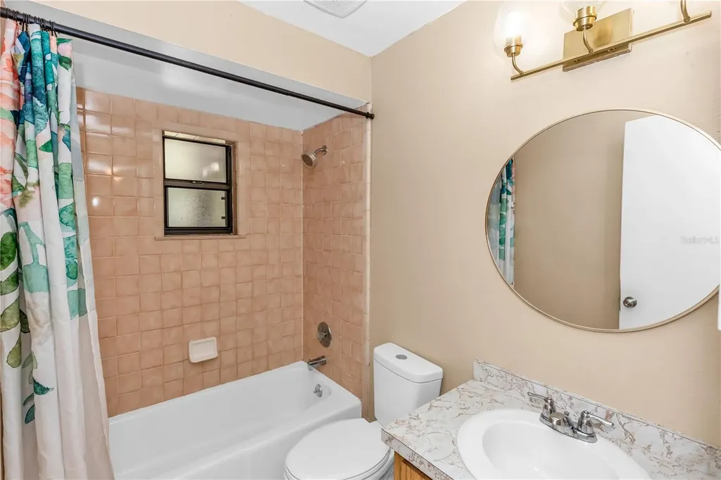 325 Charles Avenue Orange City FL 32763