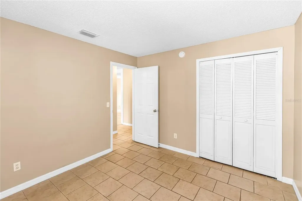 325 Charles Avenue Orange City FL 32763