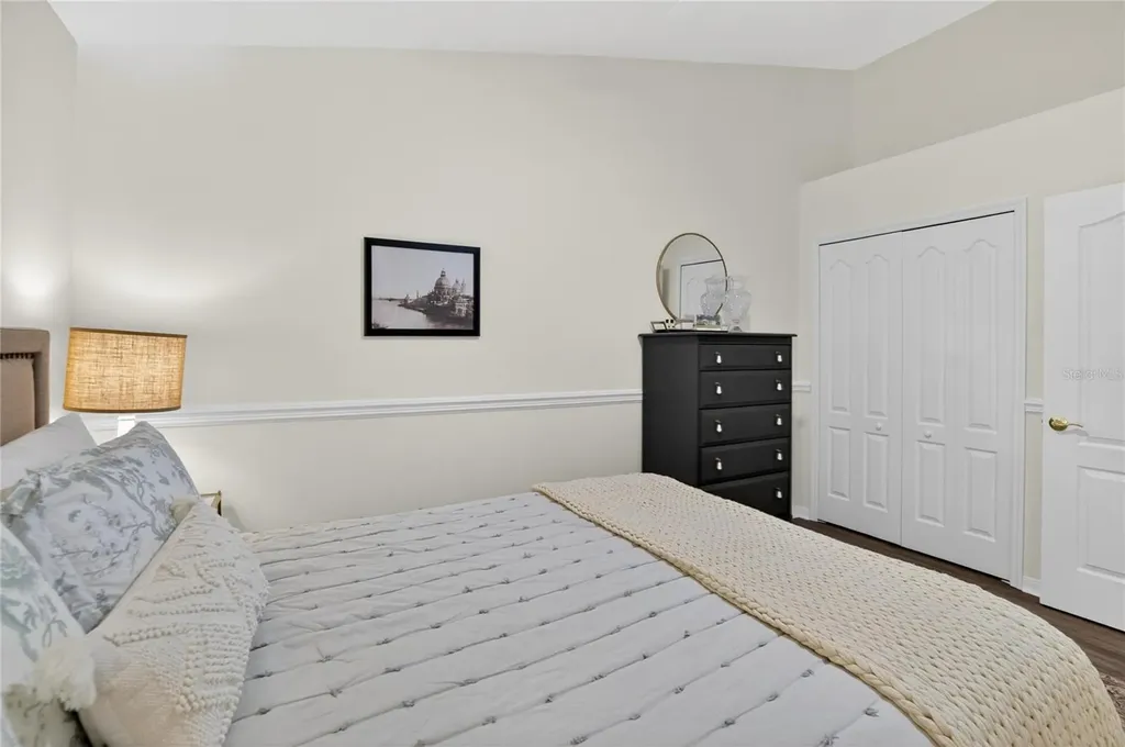 8215 Myrtle Point Way Tampa FL 33647
