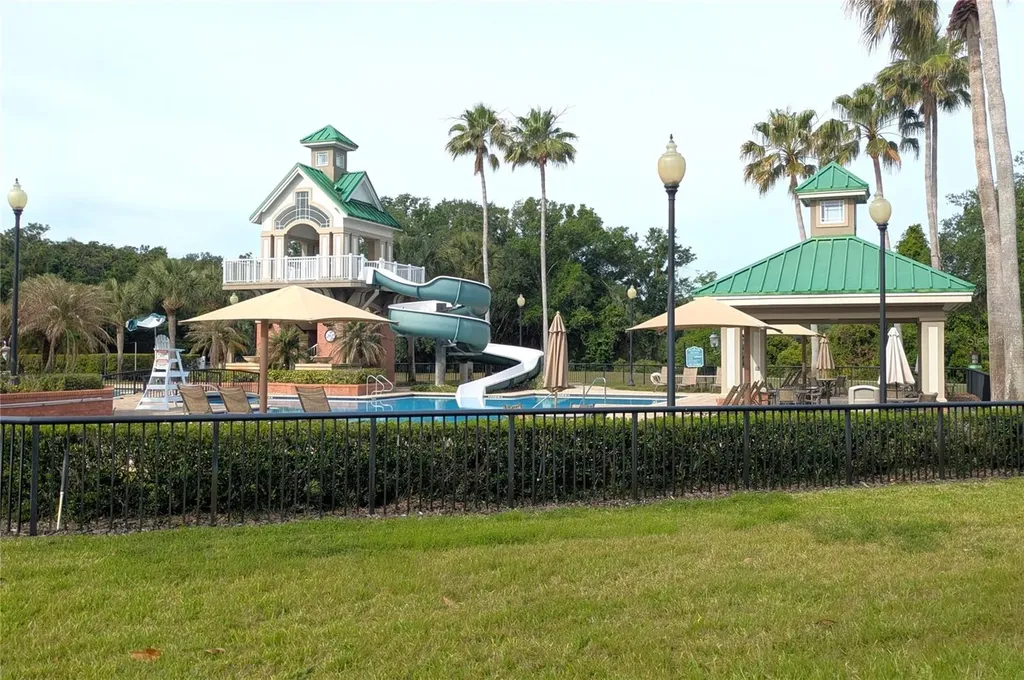 8215 Myrtle Point Way Tampa FL 33647