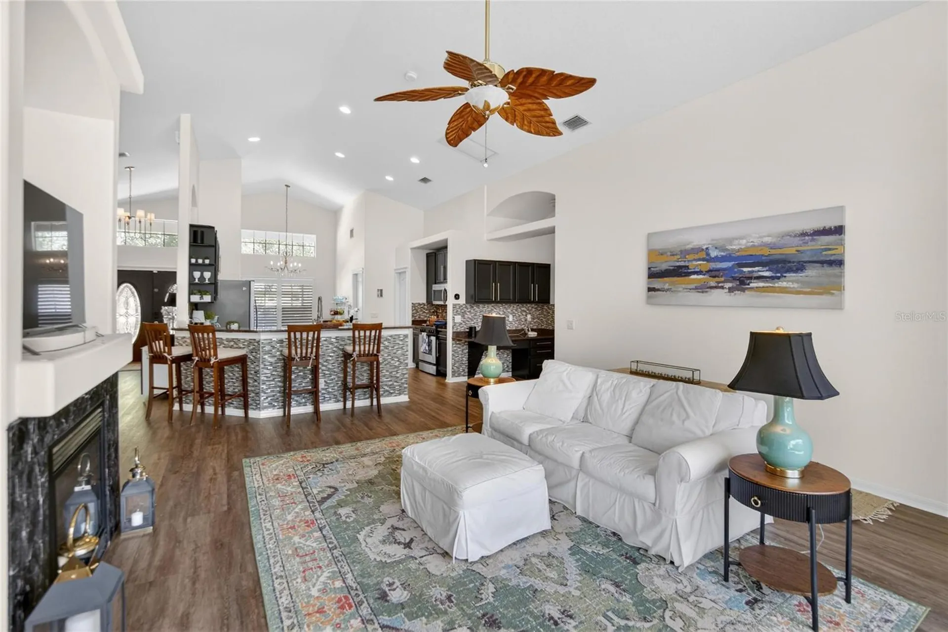8215 Myrtle Point Way Tampa FL 33647