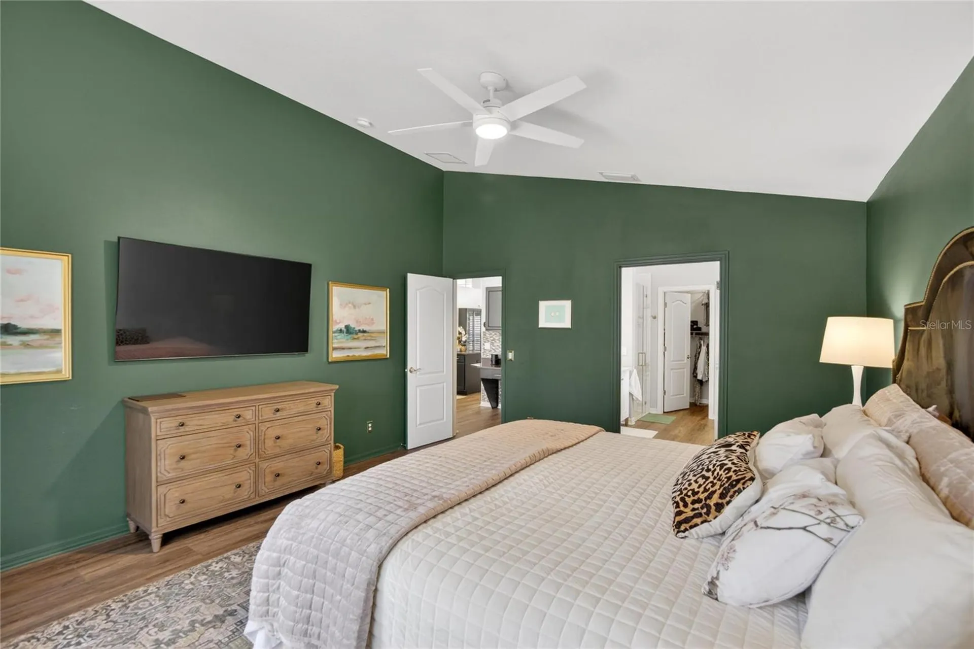 8215 Myrtle Point Way Tampa FL 33647