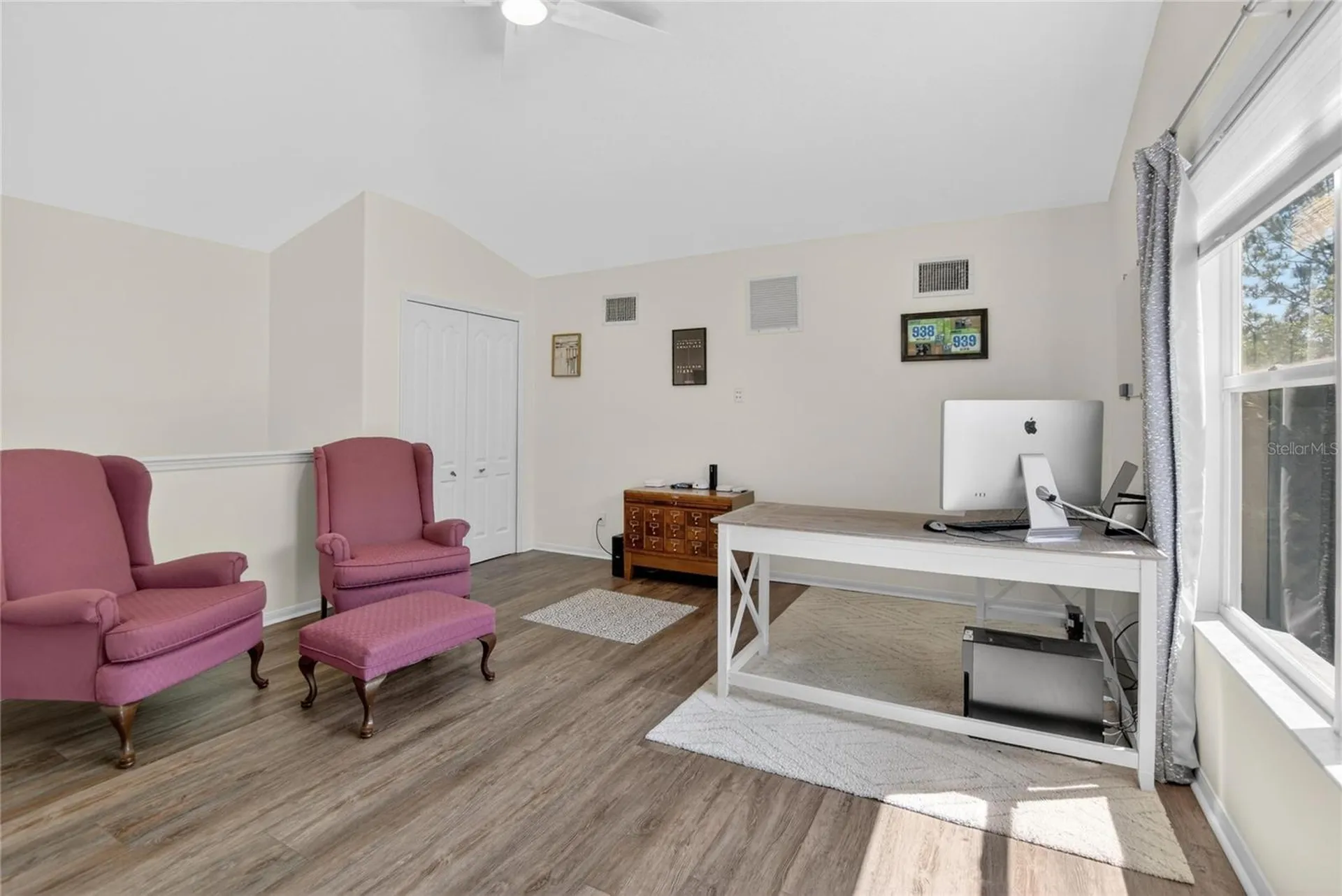 8215 Myrtle Point Way Tampa FL 33647