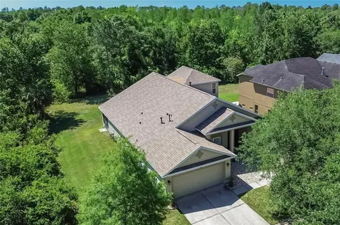 8215 Myrtle Point Way Tampa FL 33647