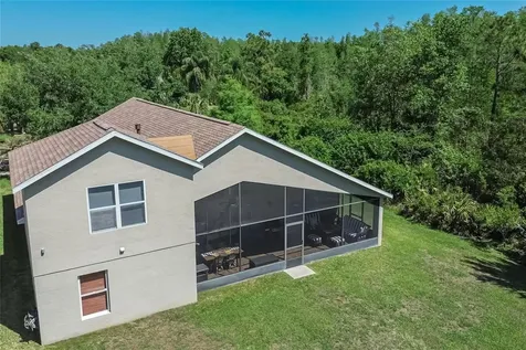 8215 Myrtle Point Way Tampa FL 33647