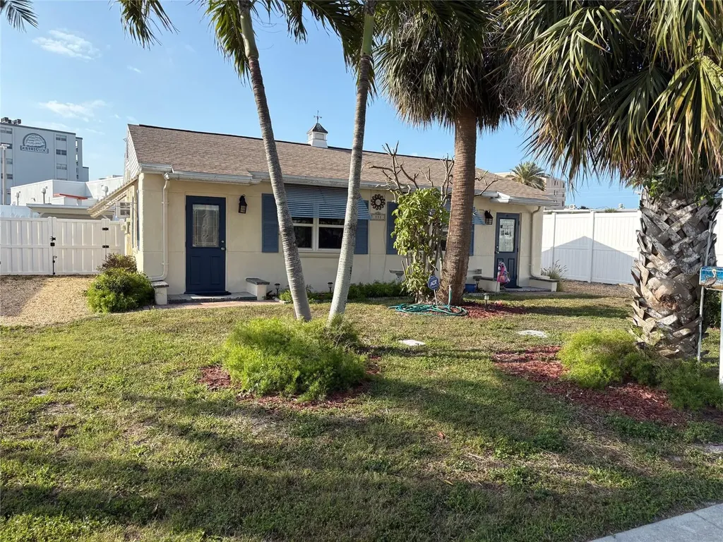 111 174th Avenue E Redington Shores FL 33708