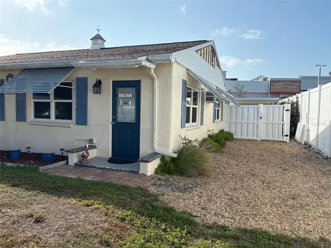 111 174th Avenue E Redington Shores FL 33708