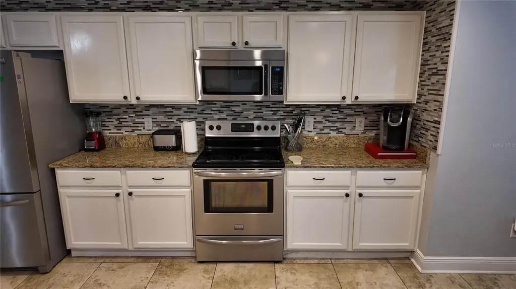 1042 Horseshoe Falls Drive Orlando FL 32828