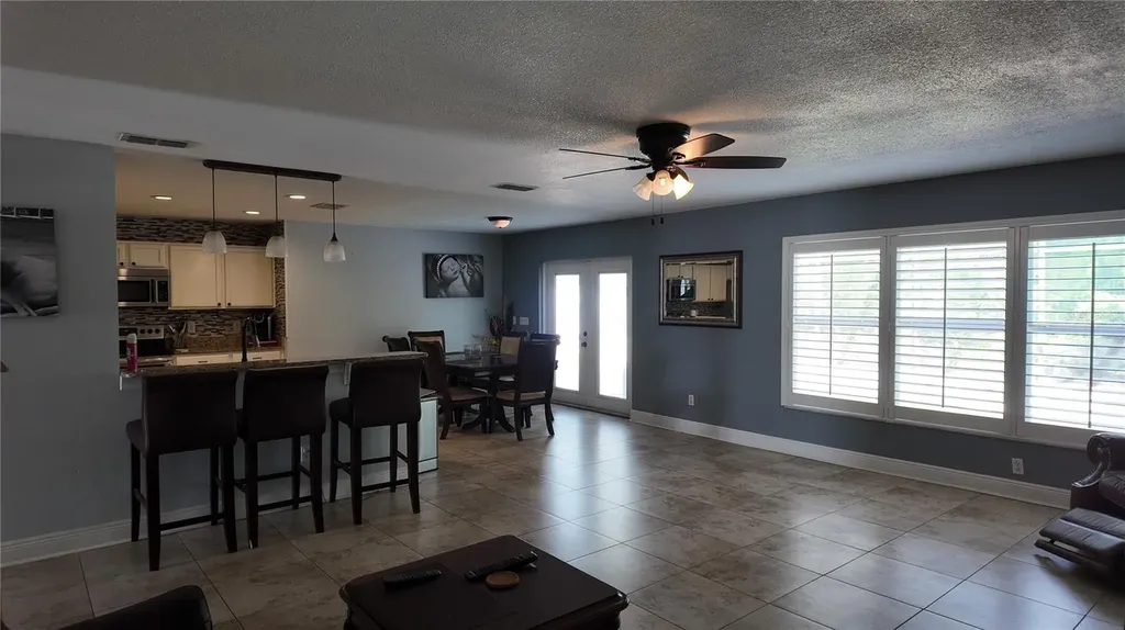 1042 Horseshoe Falls Drive Orlando FL 32828