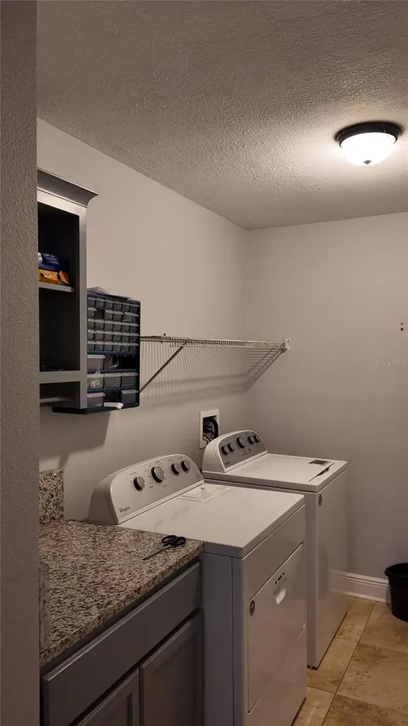 1042 Horseshoe Falls Drive Orlando FL 32828