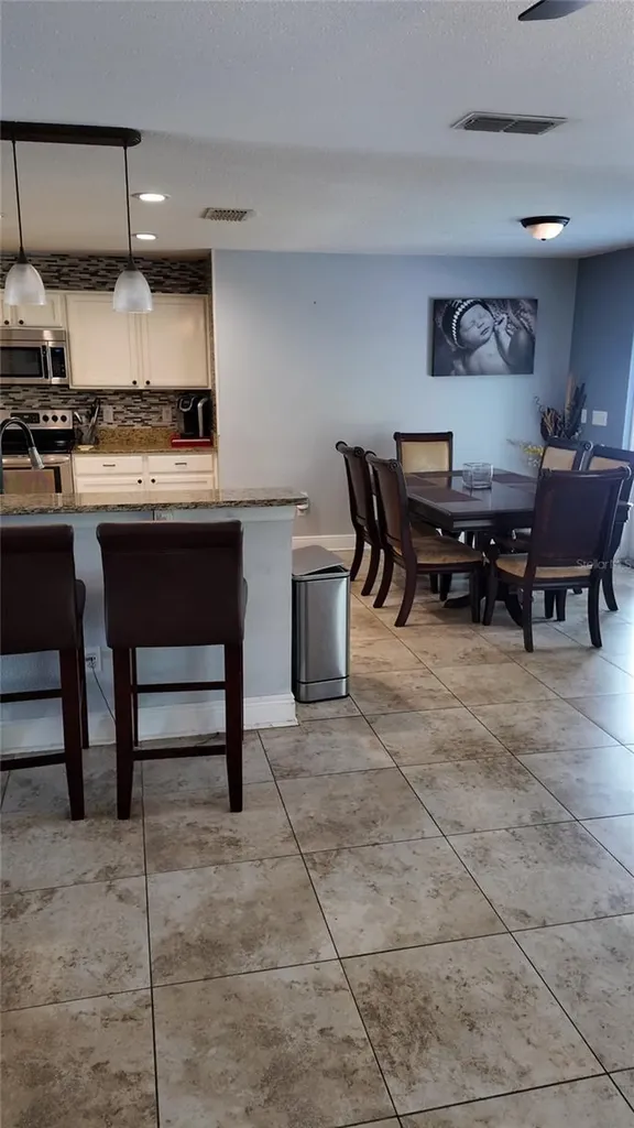 1042 Horseshoe Falls Drive Orlando FL 32828