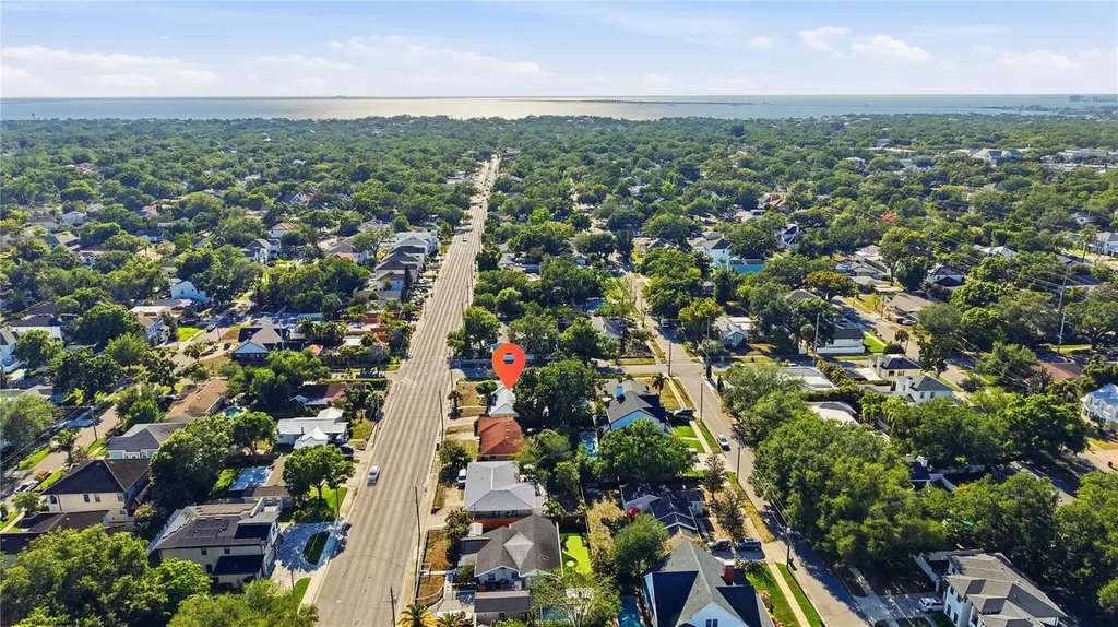 3921 W Bay To Bay Boulevard Tampa FL 33629