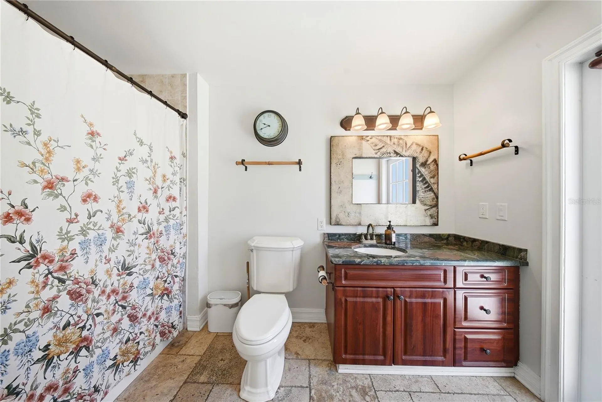 3921 W Bay To Bay Boulevard Tampa FL 33629