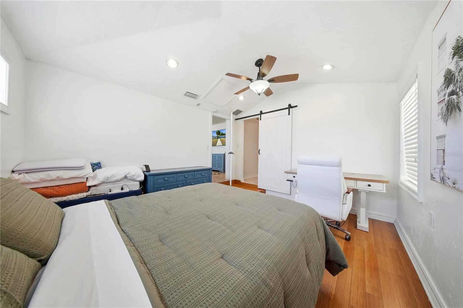 3921 W Bay To Bay Boulevard Tampa FL 33629