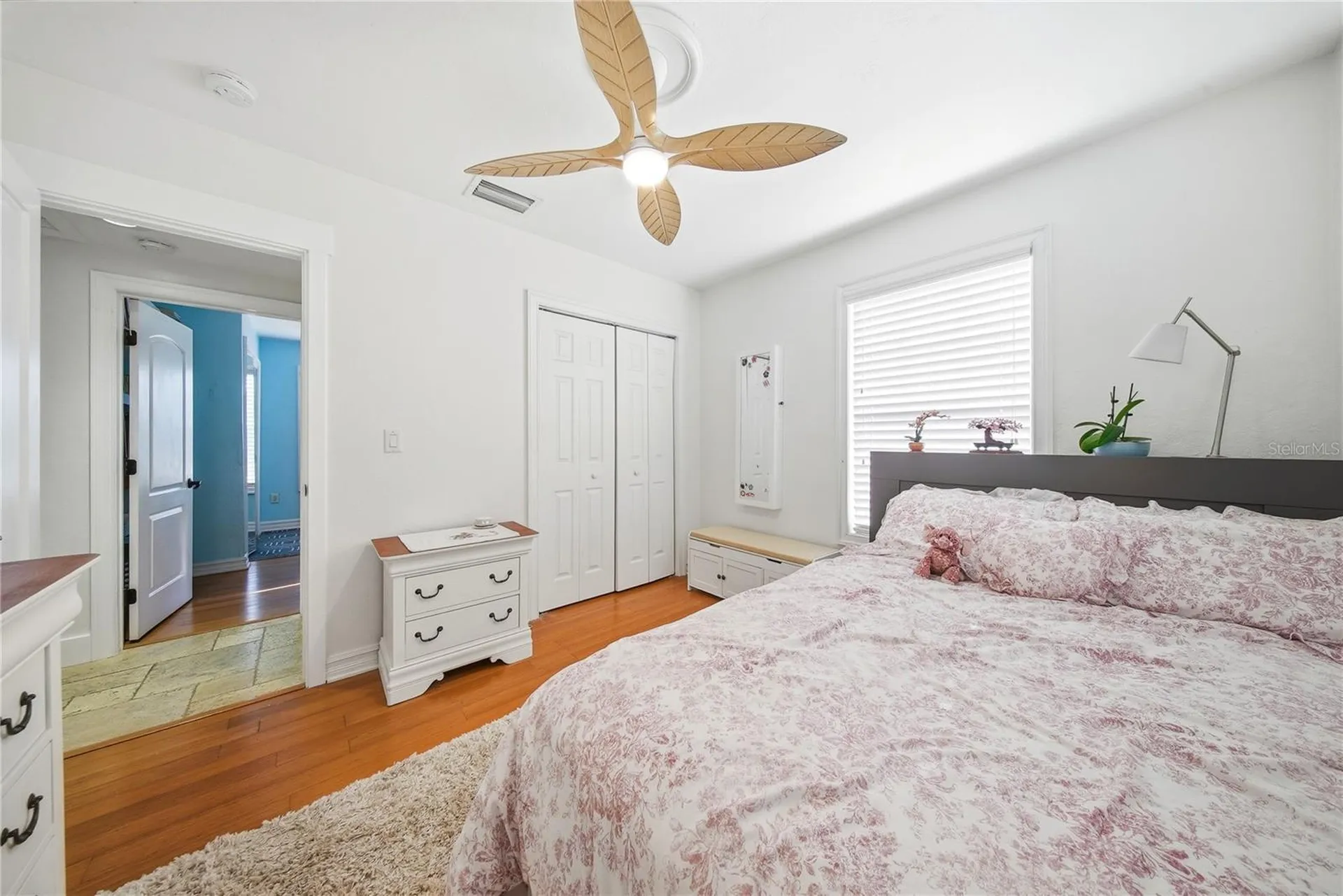 3921 W Bay To Bay Boulevard Tampa FL 33629