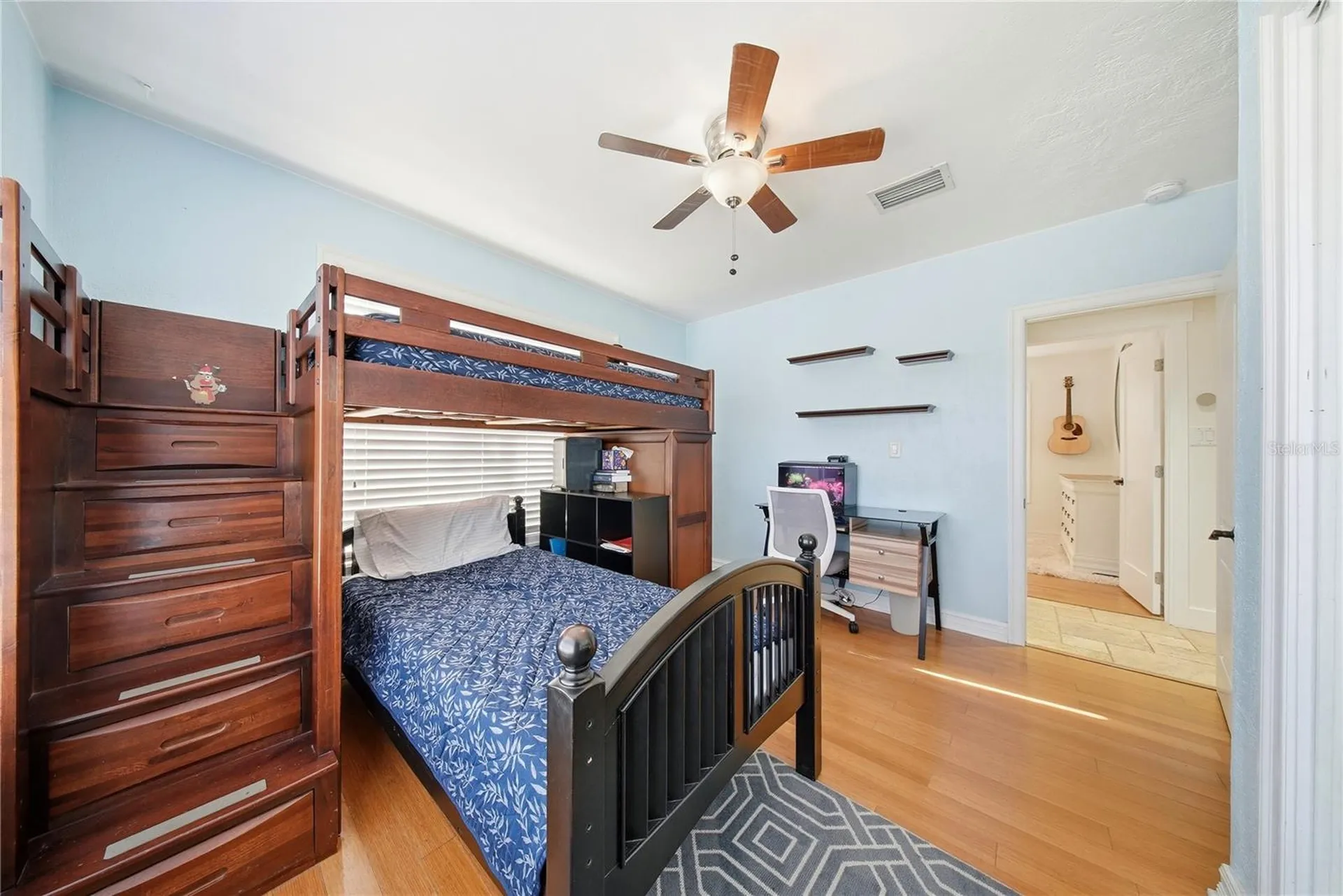 3921 W Bay To Bay Boulevard Tampa FL 33629