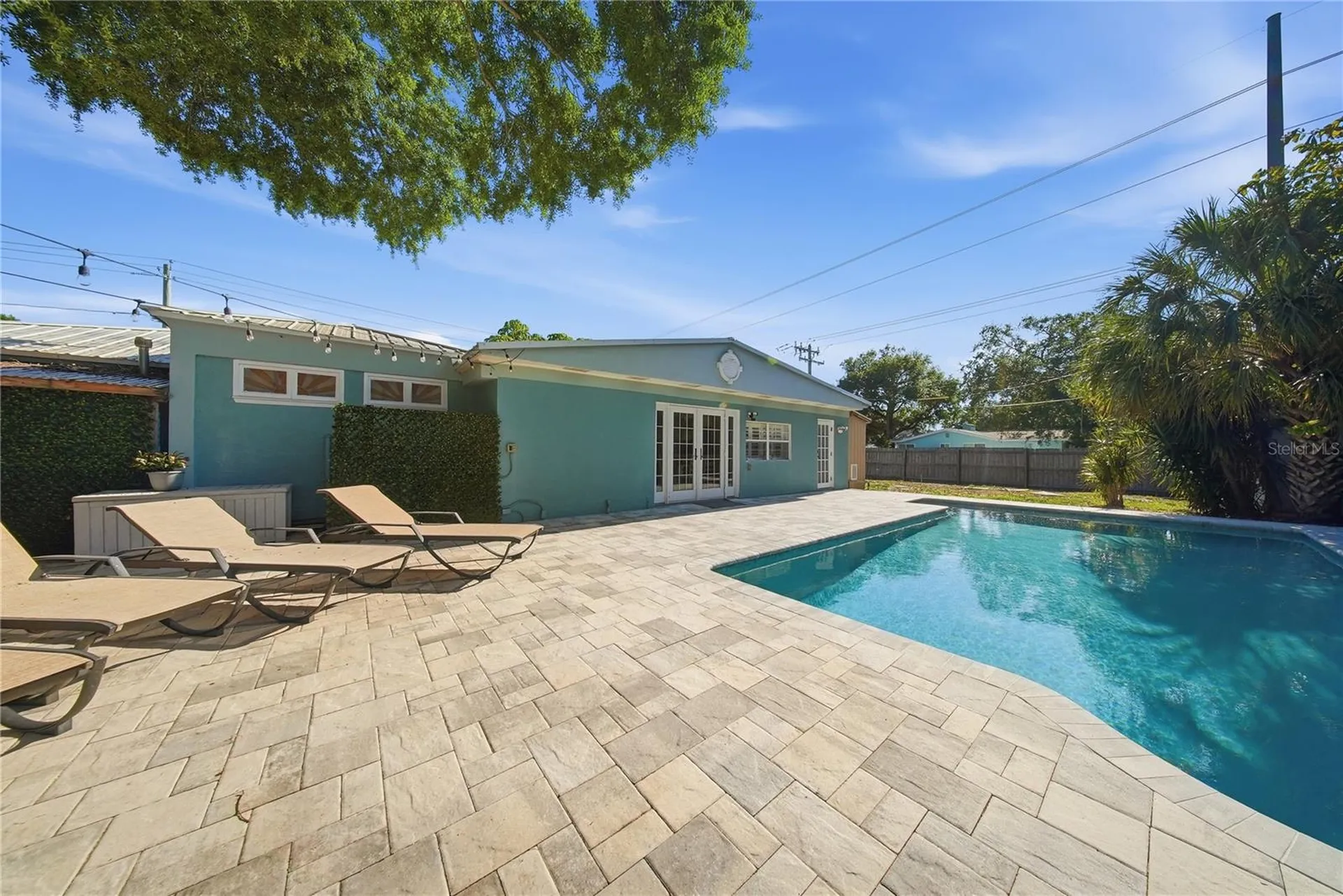 3921 W Bay To Bay Boulevard Tampa FL 33629