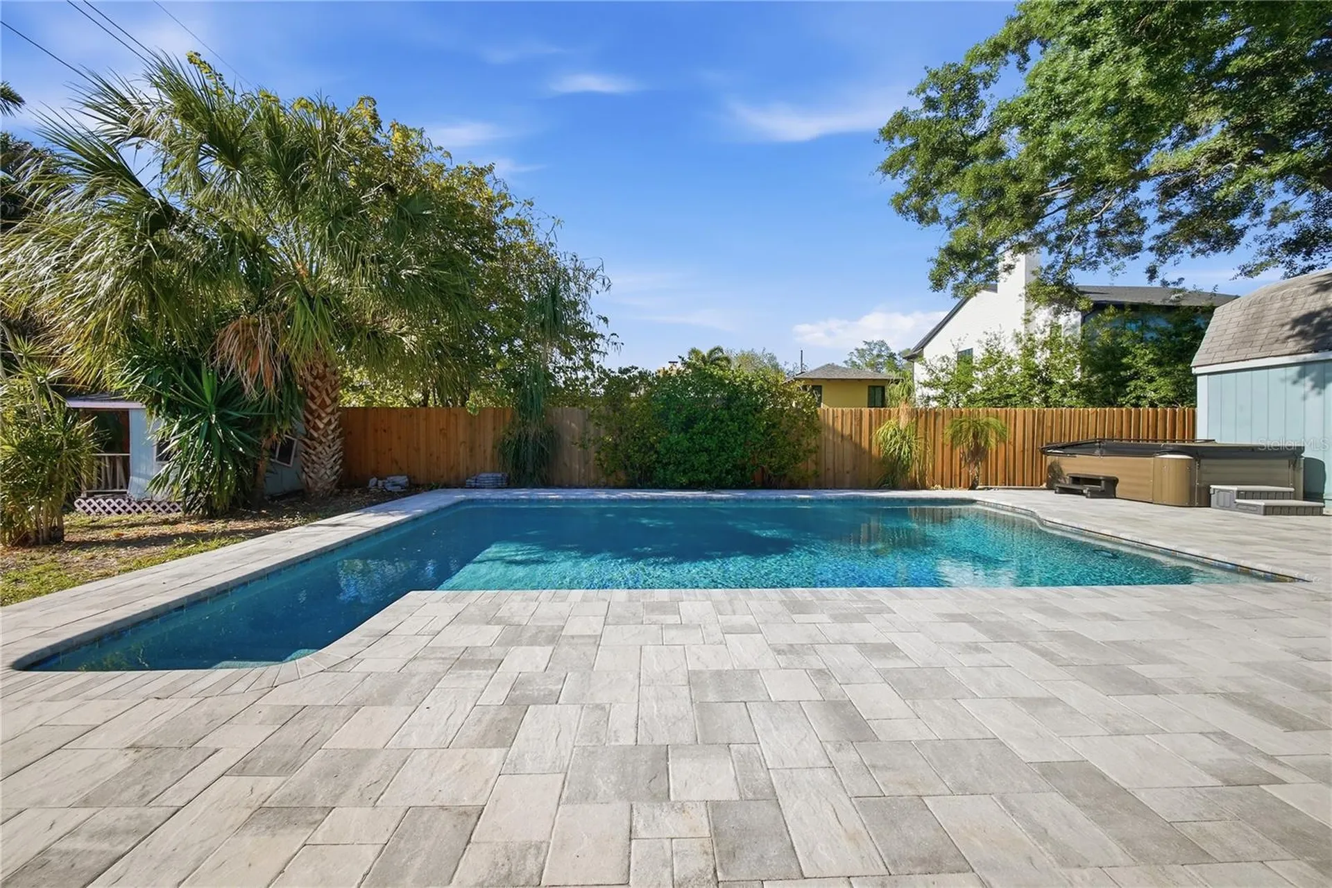 3921 W Bay To Bay Boulevard Tampa FL 33629