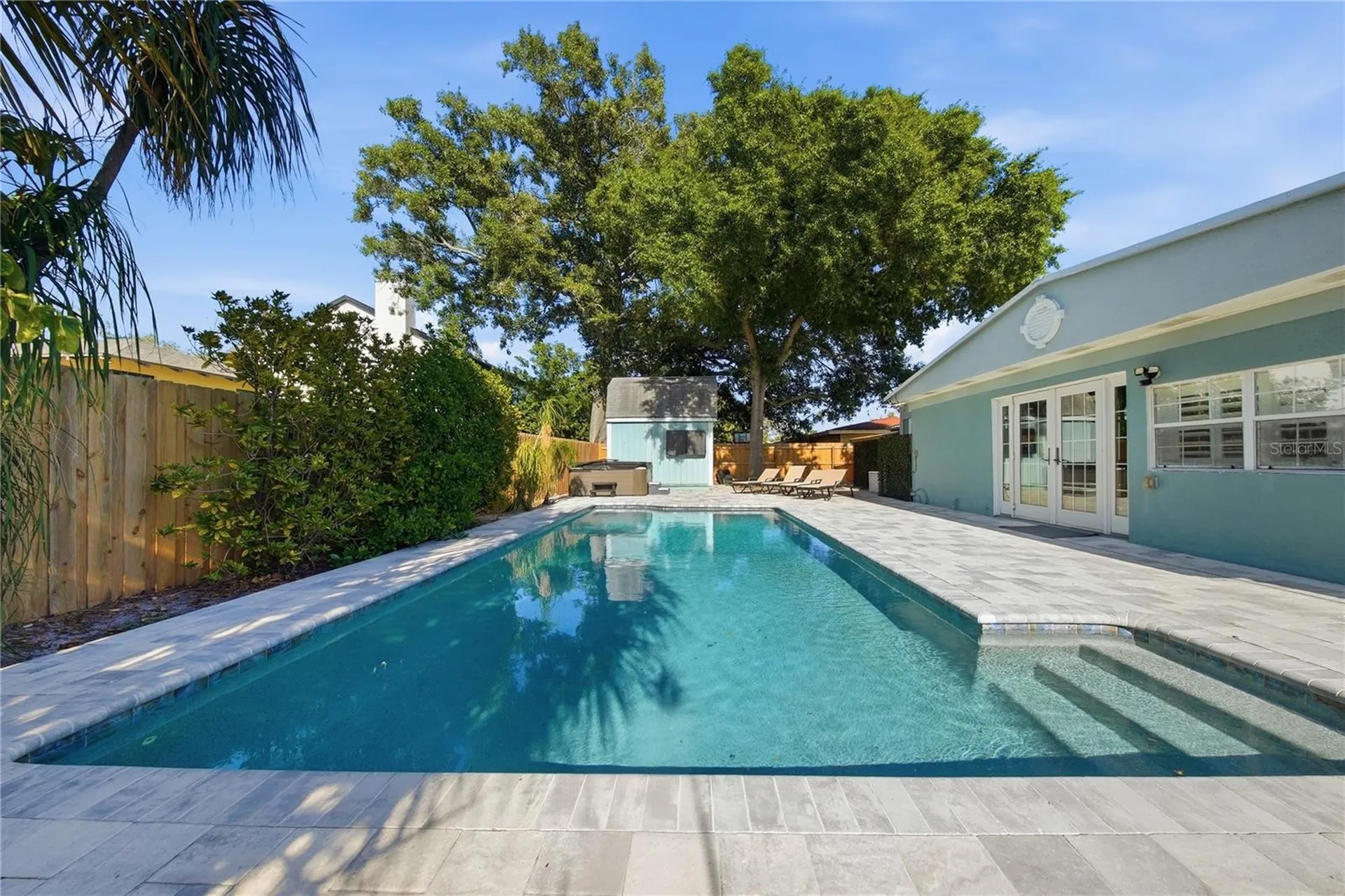 3921 W Bay To Bay Boulevard Tampa FL 33629