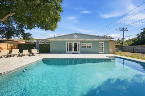 3921 W Bay To Bay Boulevard Tampa FL 33629
