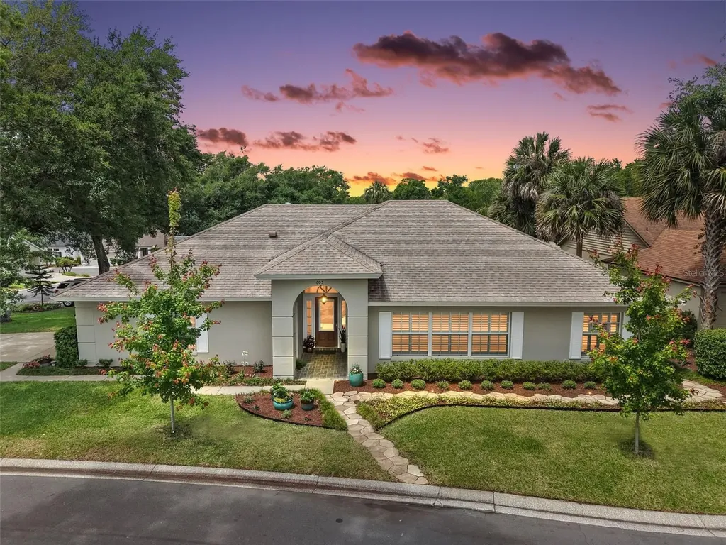 605 Sandlake Court Mount Dora FL 32757