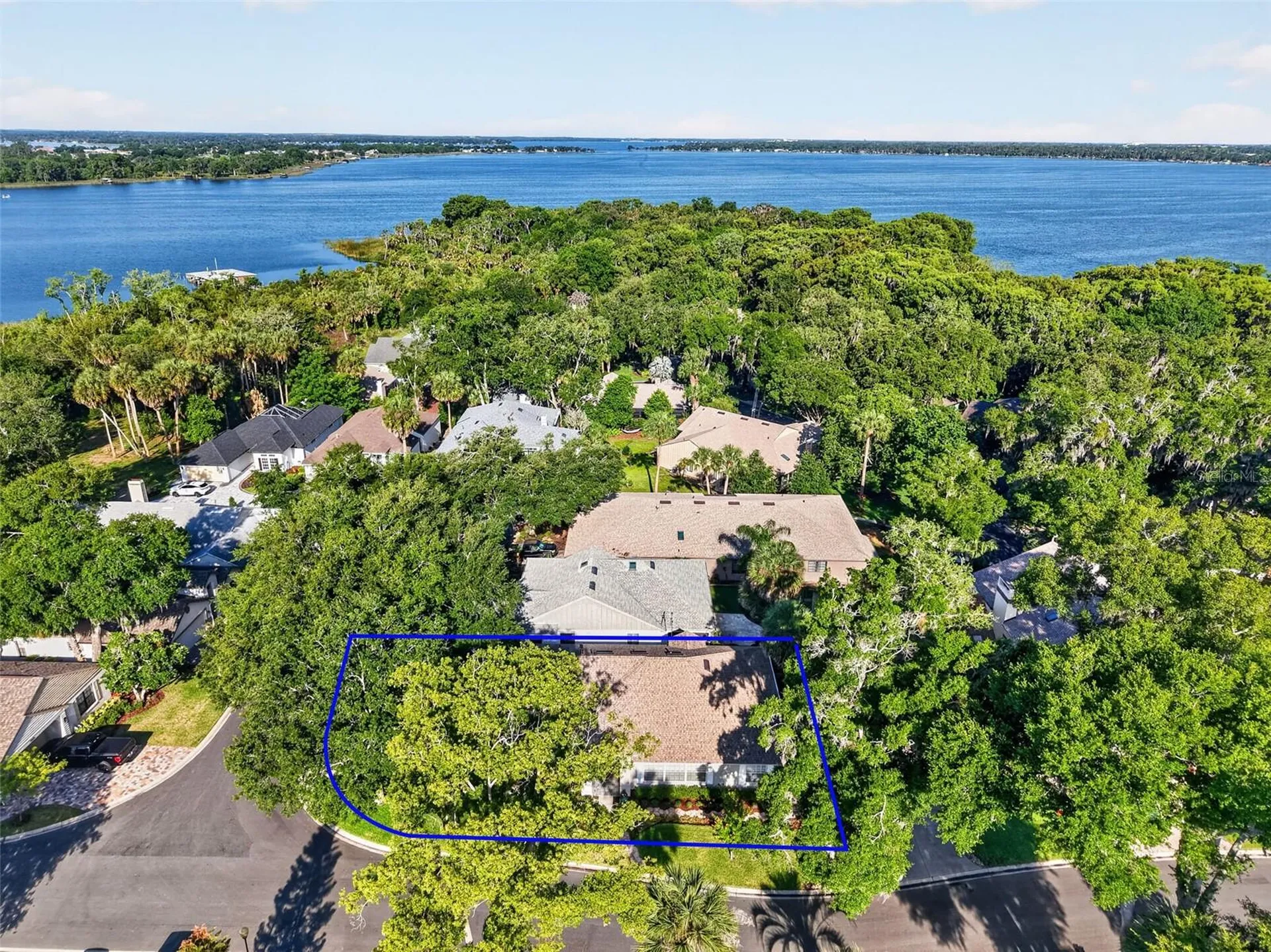 605 Sandlake Court Mount Dora FL 32757