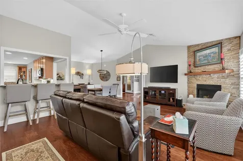 605 Sandlake Court Mount Dora FL 32757