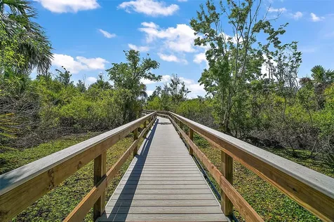 605 Sandlake Court Mount Dora FL 32757