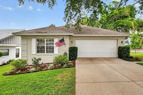 605 Sandlake Court Mount Dora FL 32757