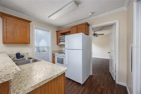 2905 SW Archer Road Gainesville FL 32608