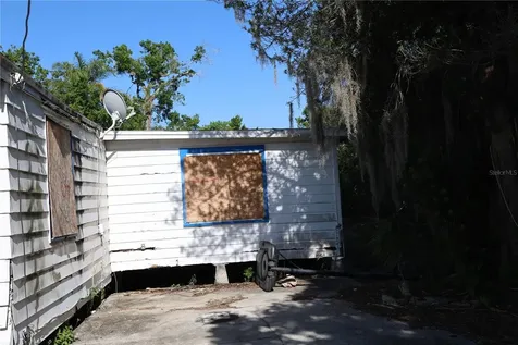 232 C Street Lake Wales FL 33853
