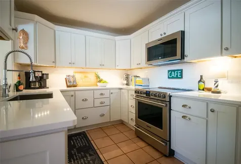 108 26th Street NW Bradenton FL 34205