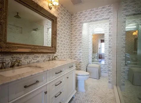 108 26th Street NW Bradenton FL 34205
