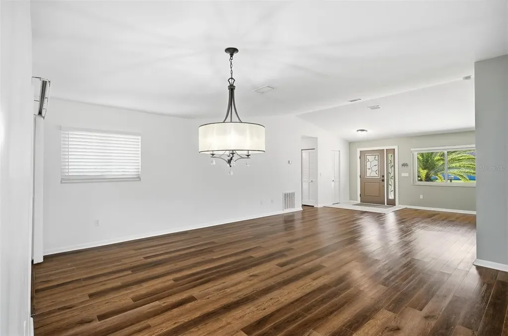 40 Bay Spring Place Palm Coast FL 32137