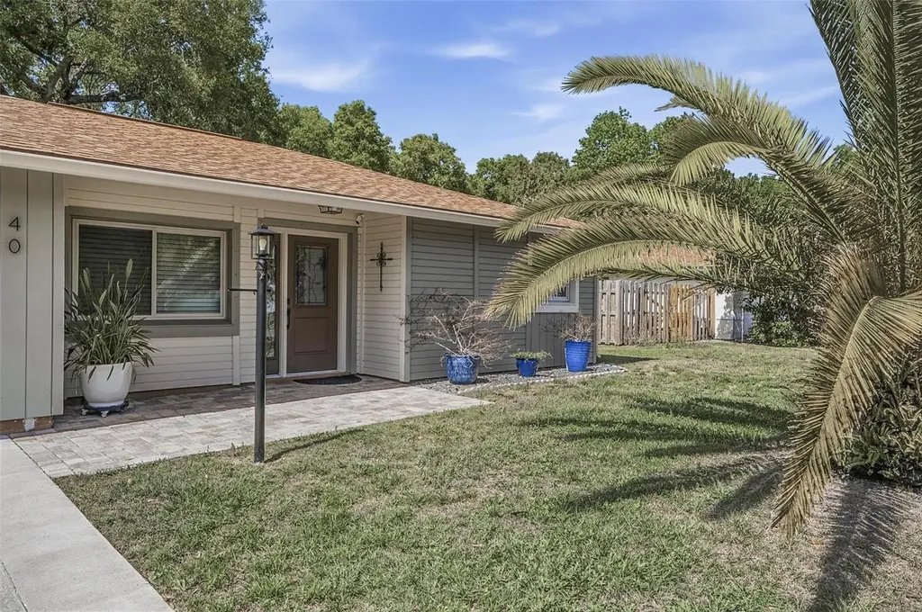 40 Bay Spring Place Palm Coast FL 32137
