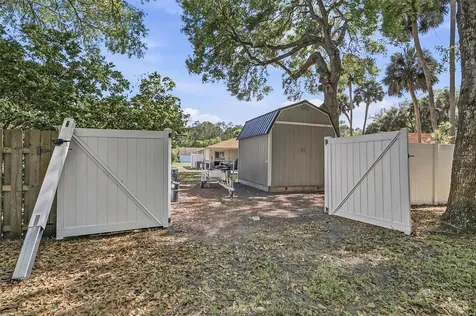 40 Bay Spring Place Palm Coast FL 32137