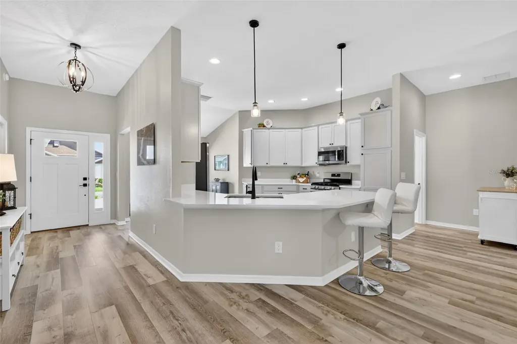 1713 Robbins Road The Villages FL 34762