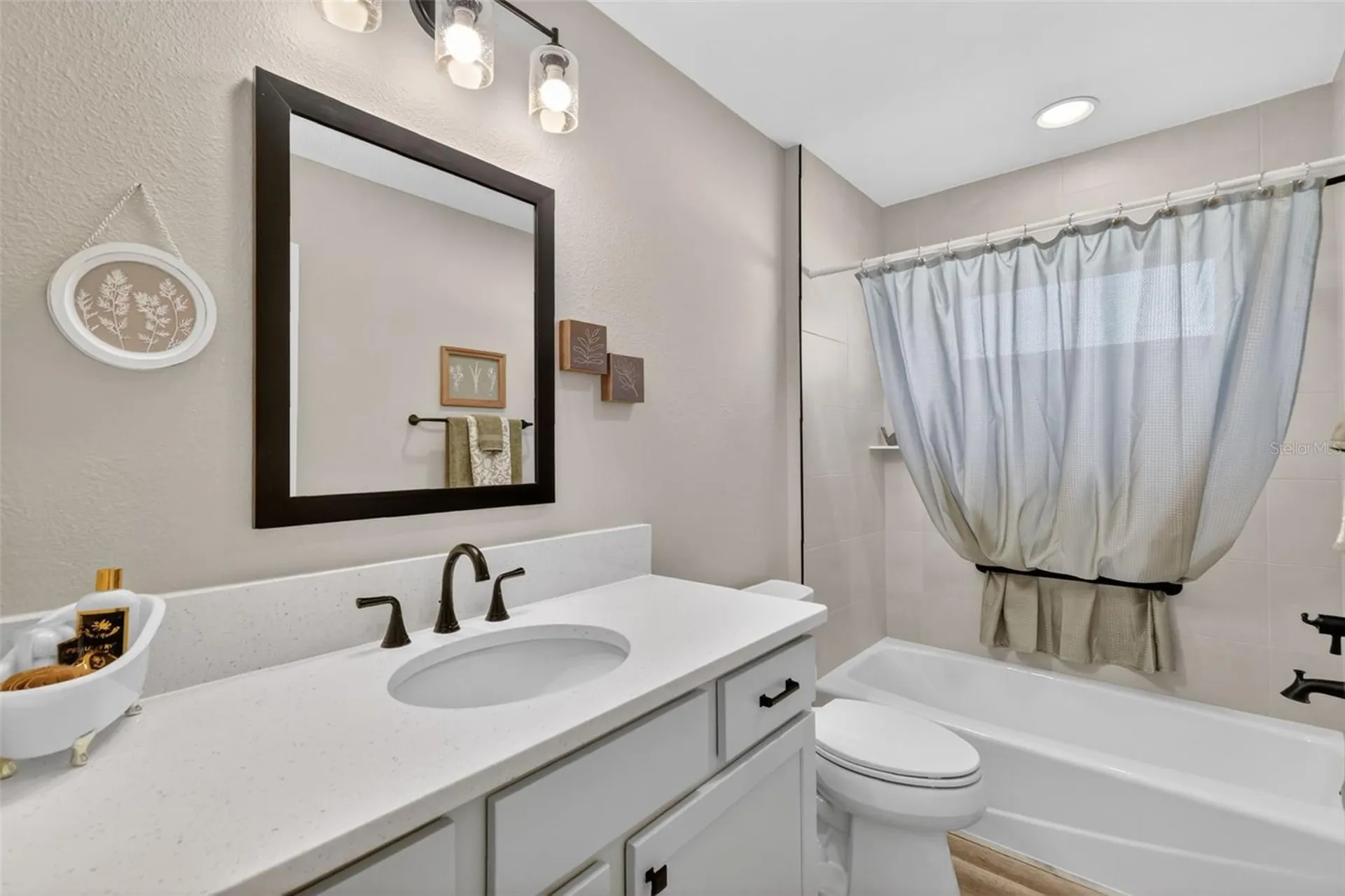 1713 Robbins Road The Villages FL 34762