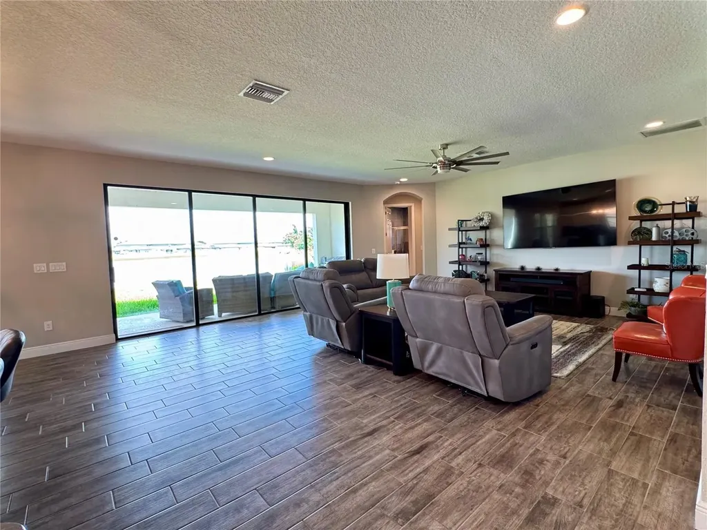 12870 Twin Bridges Drive Riverview FL 33579