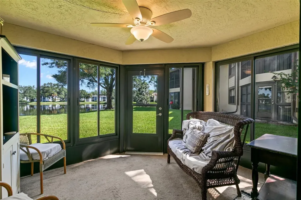 237 Woodlake Wynde Oldsmar FL 34677