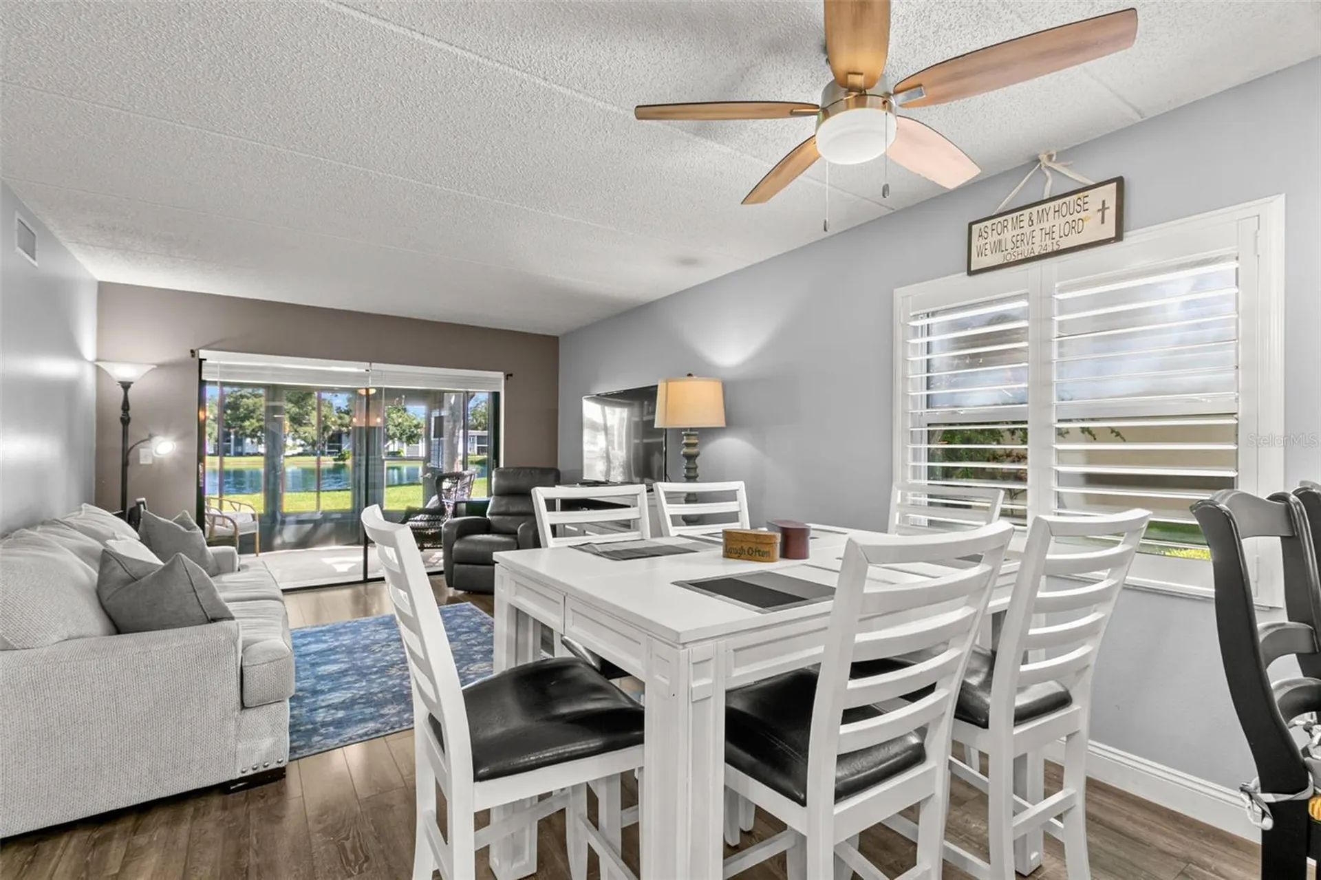 237 Woodlake Wynde Oldsmar FL 34677