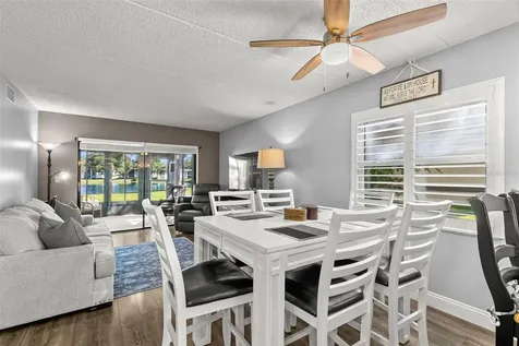 237 Woodlake Wynde Oldsmar FL 34677