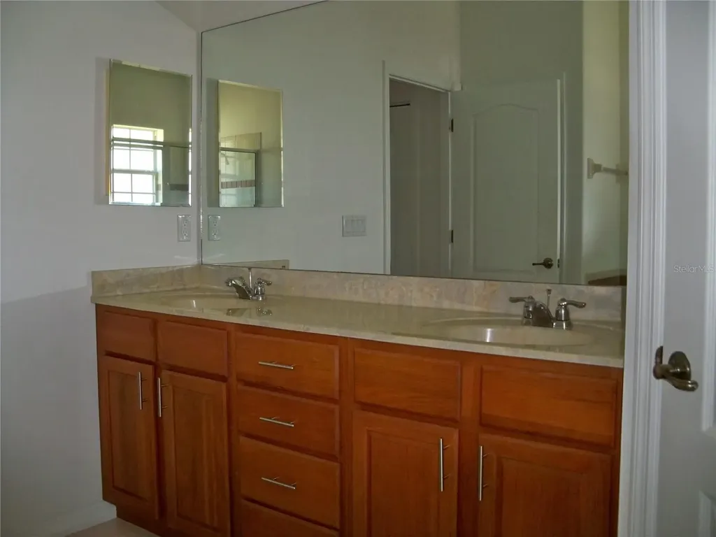 9709 Spring Lake Drive Clermont FL 34711