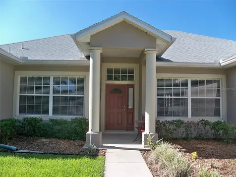 9709 Spring Lake Drive Clermont FL 34711