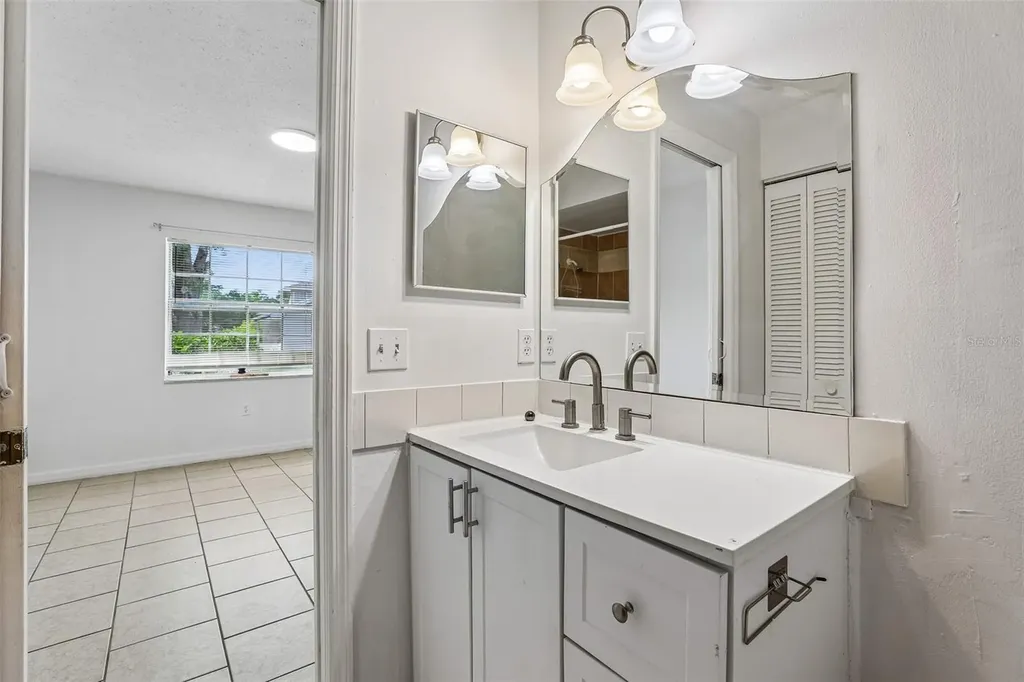 1526 Tangelo Circle Kissimmee FL 34746