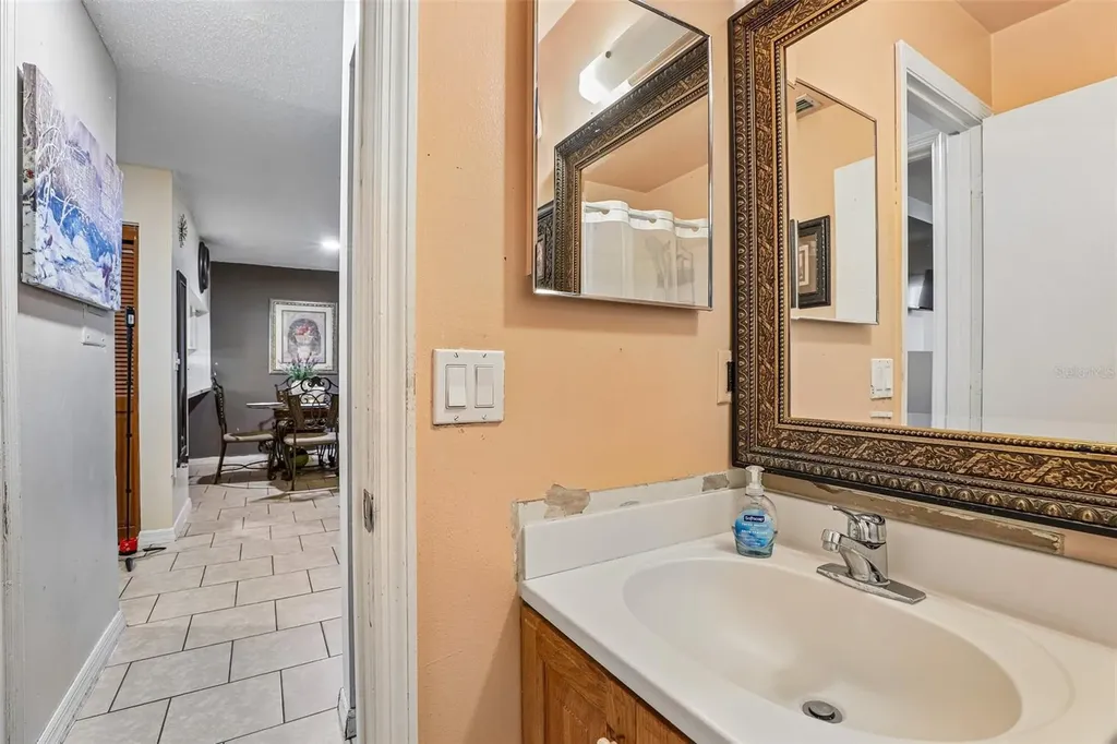 1526 Tangelo Circle Kissimmee FL 34746