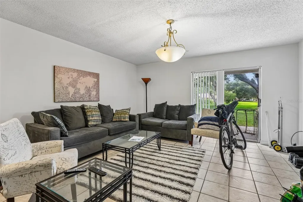 1526 Tangelo Circle Kissimmee FL 34746